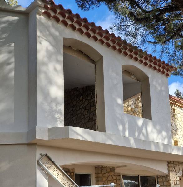Expert BTP 83 : votre spécialiste de l'extension, agrandissement avec un étage d'une maison individuelle à Saint Cyr sur Mer