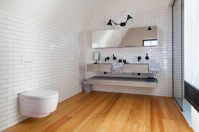 Rénovation d'un WC : un projet clé en main avec Expert BTP 83 à Six-Fours-les-Plages